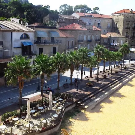 Casa Laura Beach&Town Apartments * San Marco di Castellabate